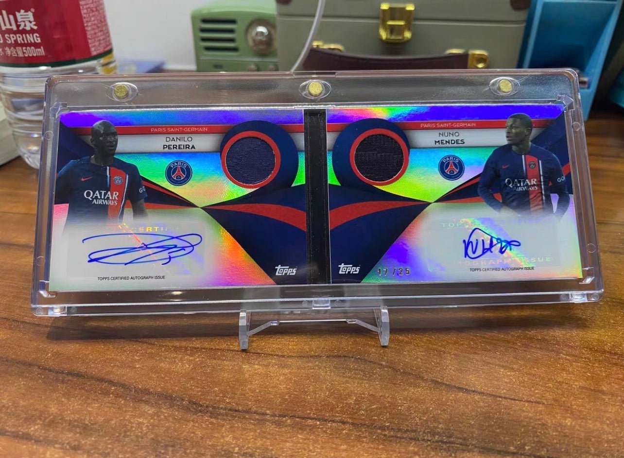 OneTouch Magnetic Acrylic Trading Card Display Stand | Pokémon • MTG • Yu-Gi-Oh • One Piece • Sports Cards - The Card Collective