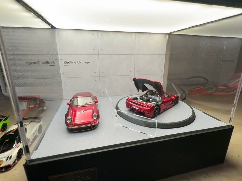 1/64 Rotating Acrylic Car Display Case Shelf | LED Display Box & Showroom Garage - The Card Collective