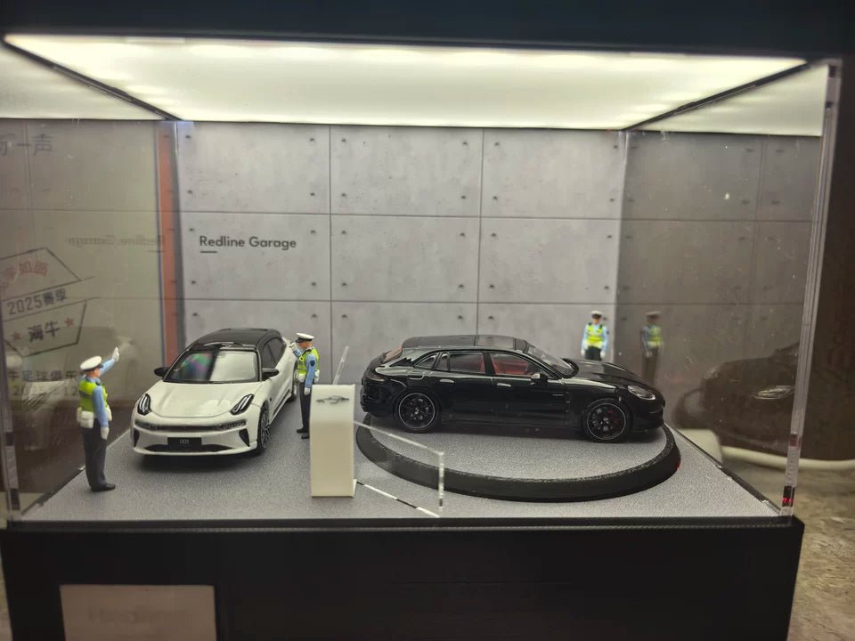 1/64 Rotating Acrylic Car Display Case Shelf | LED Display Box & Showroom Garage - The Card Collective